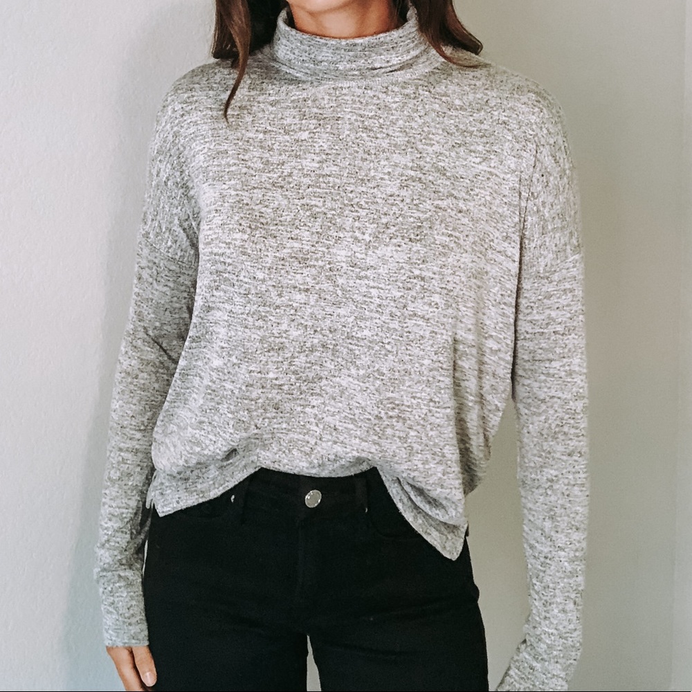 🤩3FOR$30 SALE NWOT Luxespun Mock Neck